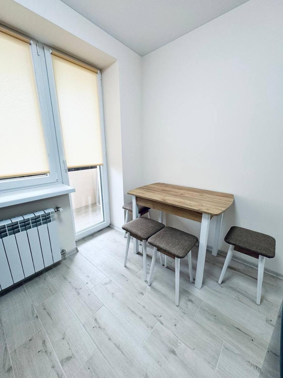 Двокімнатна Квартира На Корятовича, 2Б Berehove  Exteriör bild