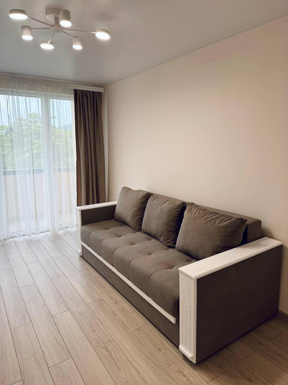 Двокімнатна Квартира На Корятовича, 2Б Berehove  Exteriör bild